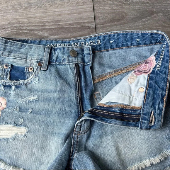 AEO High Rise Festival  Floral Embroidery Distressed Jean Shorts - Picture 6 of 12